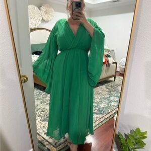 Elegant Green Long Sleeve Dress